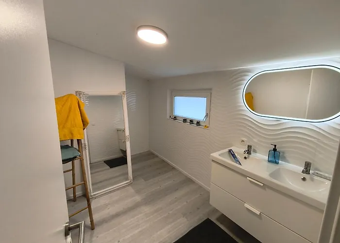 בית נופש The Eau Rouge 600m From The Entrance Of The Circuit סטבלוט